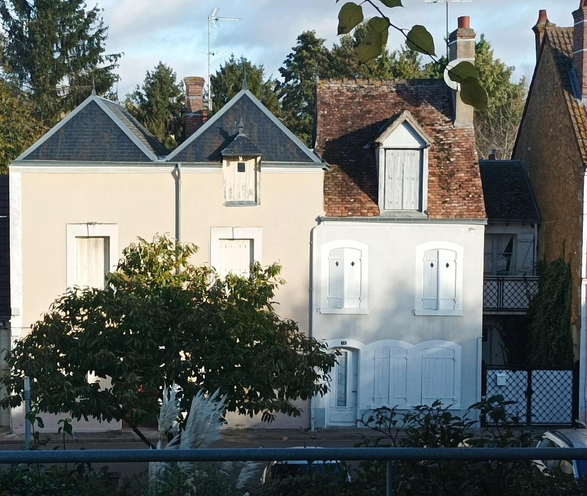 La Maison Au Bord De L'Eau Gracay Екстер'єр фото